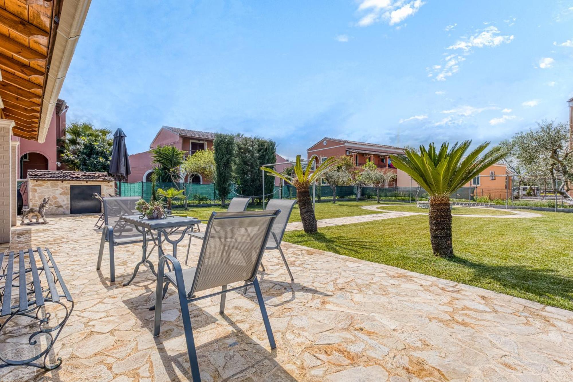 Villa La casa di Eleni Acharavi  Esterno foto