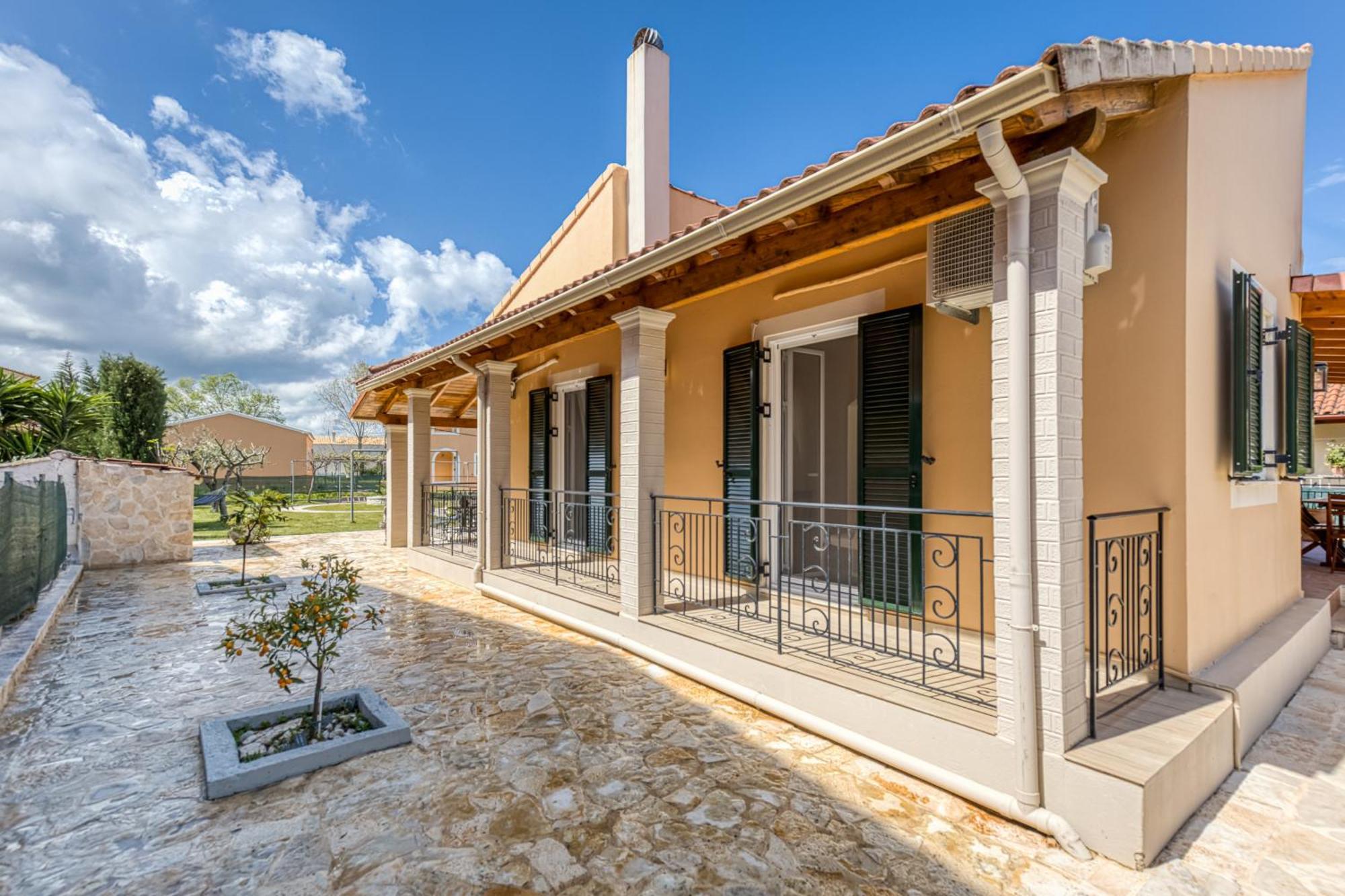 Villa La casa di Eleni Acharavi  Esterno foto