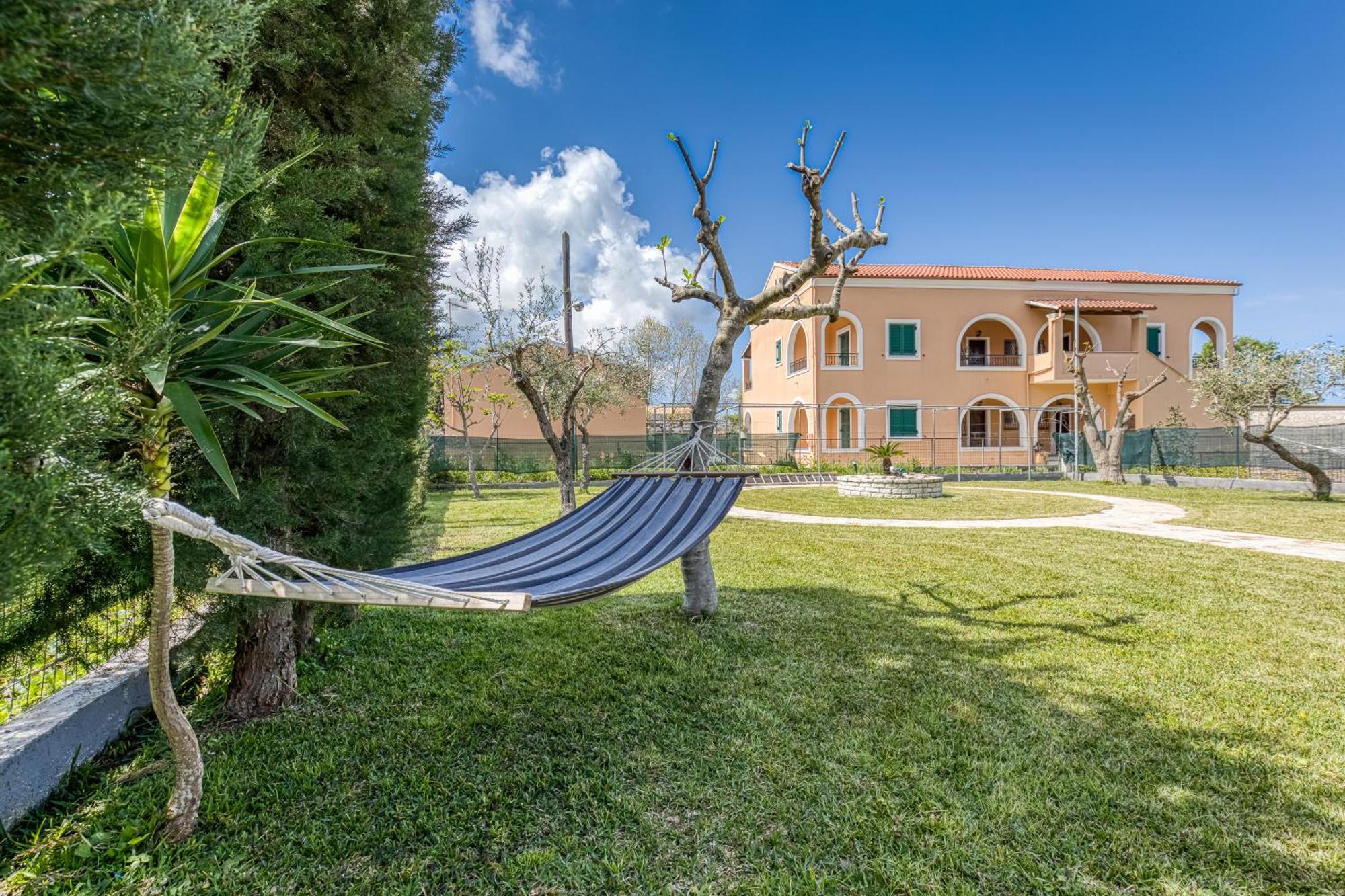 Villa La casa di Eleni Acharavi  Esterno foto